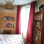 Chambre A Louer / Room To Let